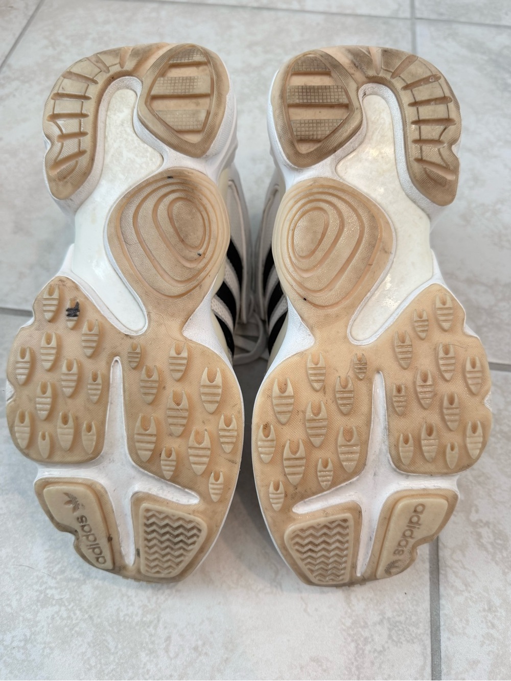 Super Chunk Women’s Adidas Magmur Runner Sneakers - Picture 9 of 9
